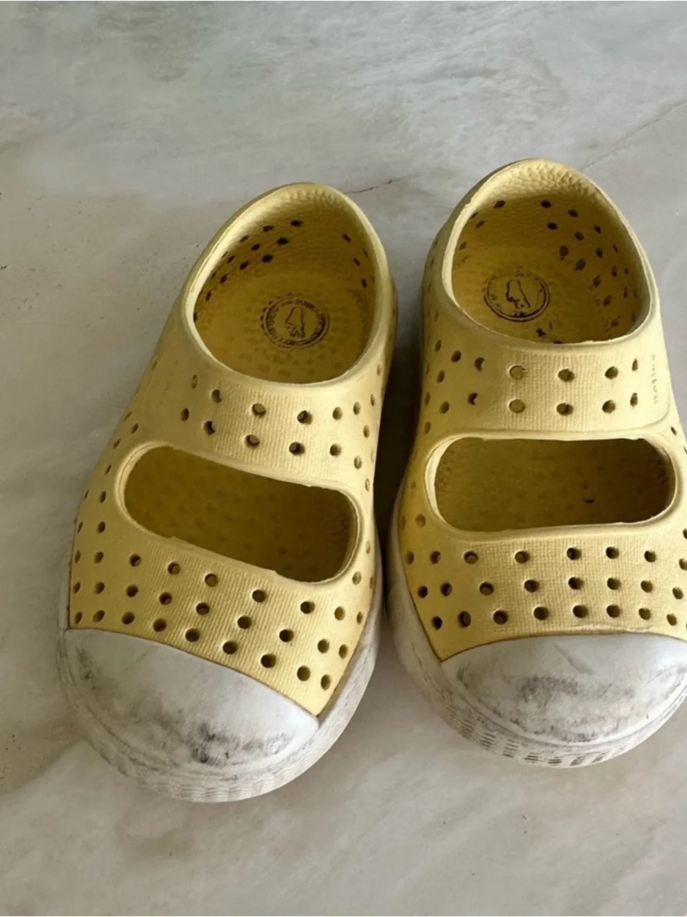 Natives Kids Yellow Slip-On Perforated Casual Shoes Size c4